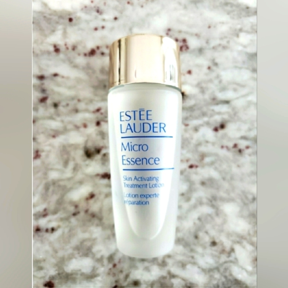 🆕 Estée Lauder Micro Essence Lotion, Travel Size
